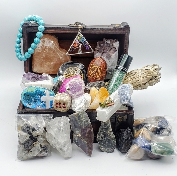 🔥50pc Mystery Box of Crystals - Picture 5 of 10